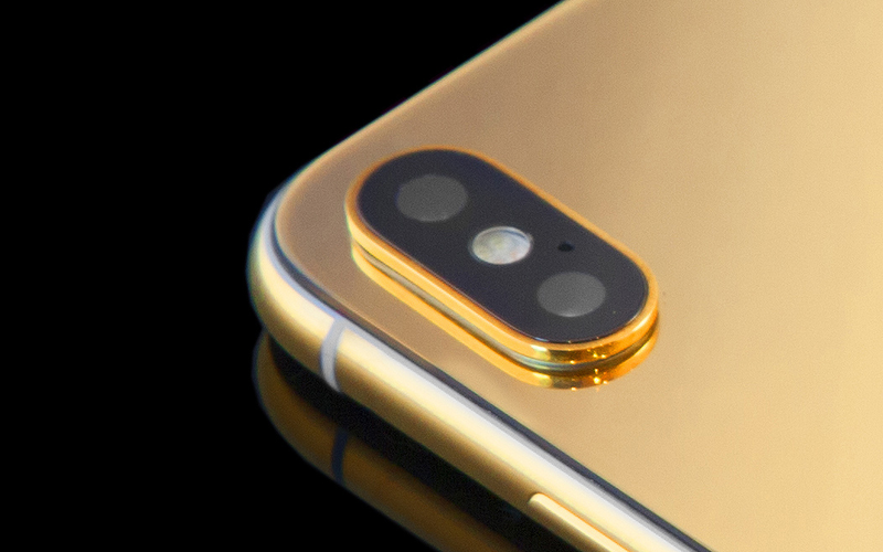Illustration for article titled Xiaomi Mi 8 o iPhone X: ¿Eres capaz de adivinar a qué teléfono pertenecen estas fotos?
